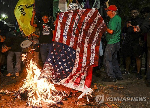 “대량실업 우려”…세계 60개여국에 ‘트럼프 관세’ 비상사태