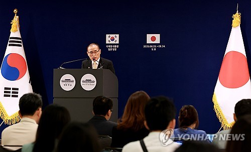 [속보] 안보실장 “한일정상 소인수회담, 상당시간 대미관세협상에 할애”