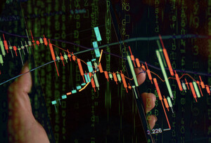 리플·도지코인, 추가 급락 신호?…“임계선 붕괴 시 사이클 종료 가능성” 분석