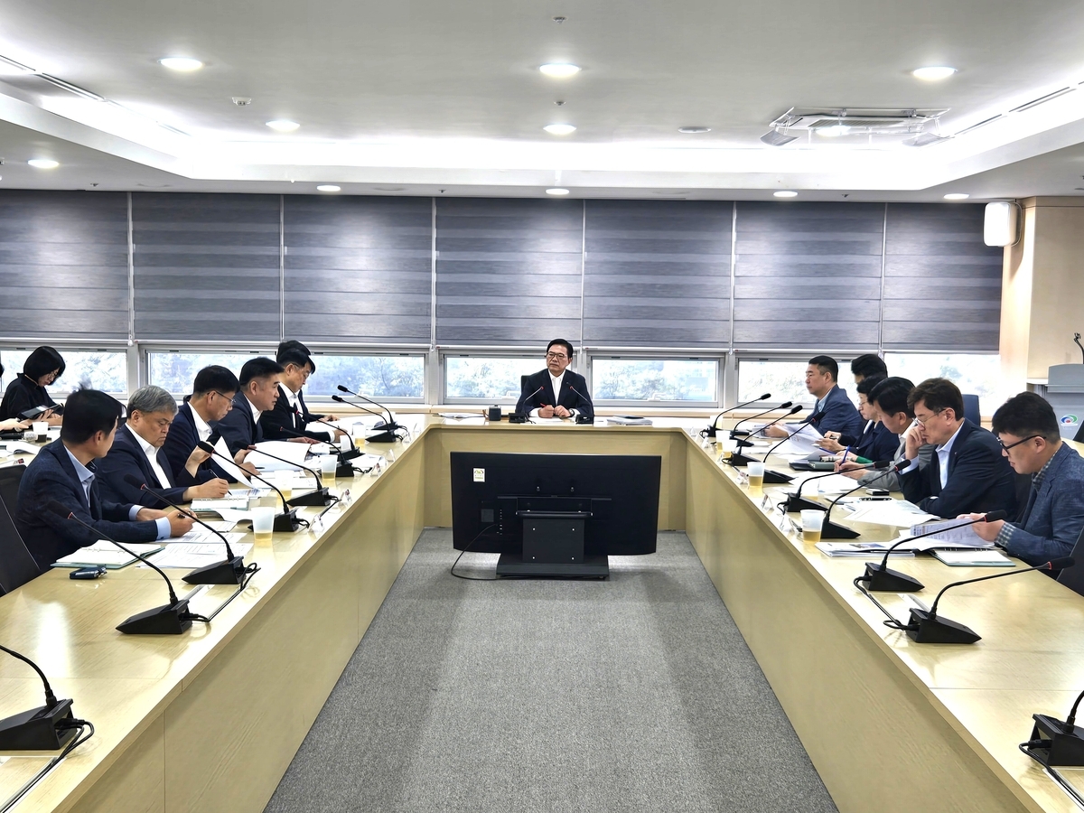 행정 마비에 수기로 민원 접수…천안시, 전산망 장애 속 비상대응 돌입