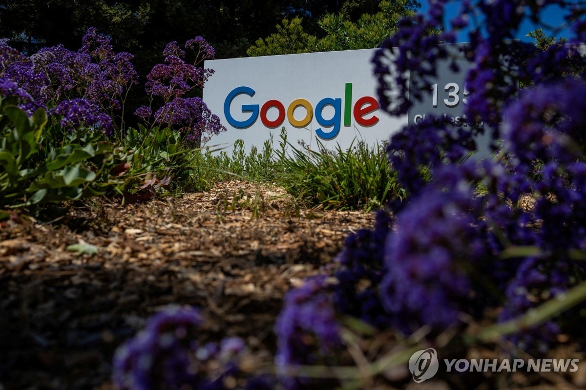 구글, 크롬에 AI ‘제미나이’ 탑재…웹 사용 방식 대전환 예고