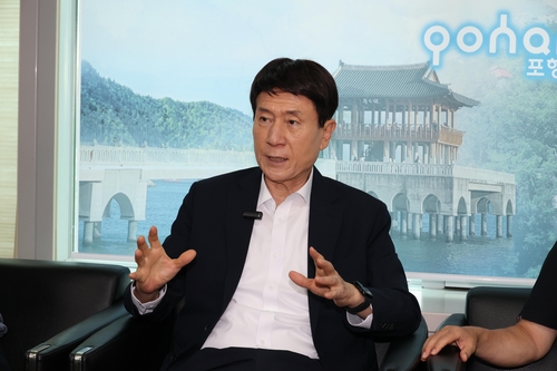 美서 철강 관세인하 시위 포항시장 “관세타격 각국 도시와 연대”