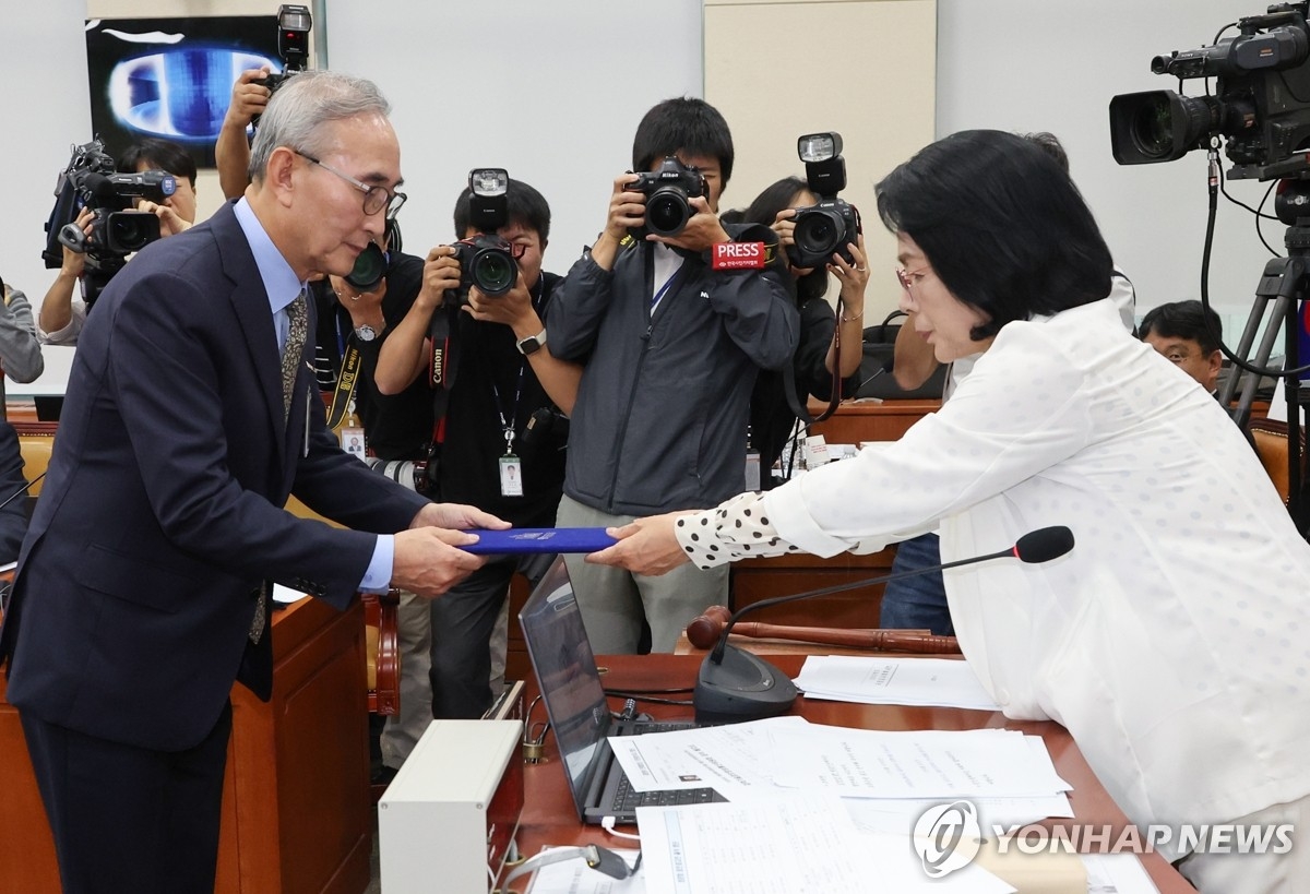 KT 해킹·통신사 유착 논란… 국회, 과기정통부 ‘봐주기 의혹’ 질타