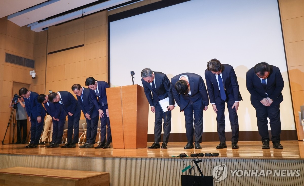 롯데카드, 정보보호 예산 ‘반토막’…MBK 책임론 확산