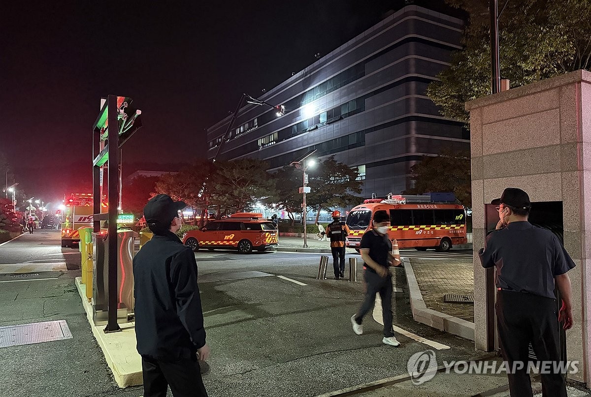 정부 핵심 서버 화재에 ‘심각’ 경보…행정 서비스 대혼란
