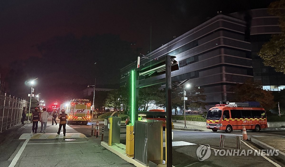 정부 전산망 ‘단일 클라우드’ 패착…대전 화재로 전국 시스템 마비