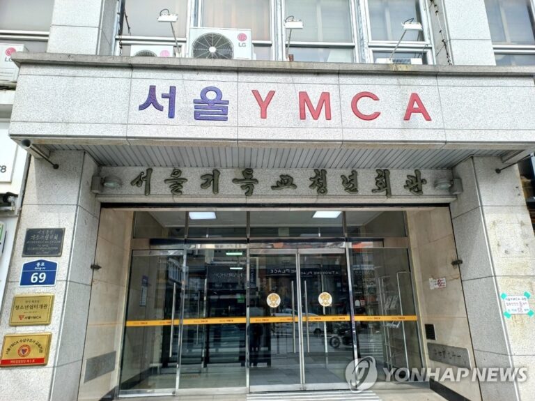 KT 통신망 뚫렸다…’유령 기지국’ 해킹에 소액결제 피해 확산
