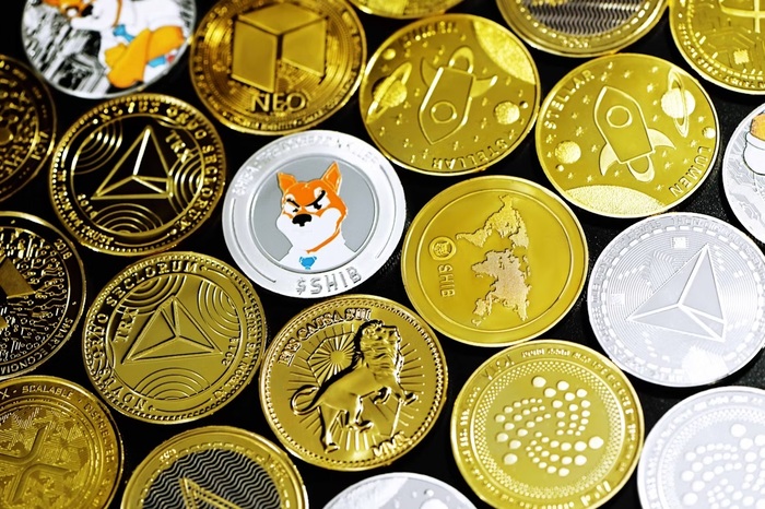 알트코인 열기, 셧다운 불안 속에도 계속…시장은 ‘ETF·업토버’ 기대