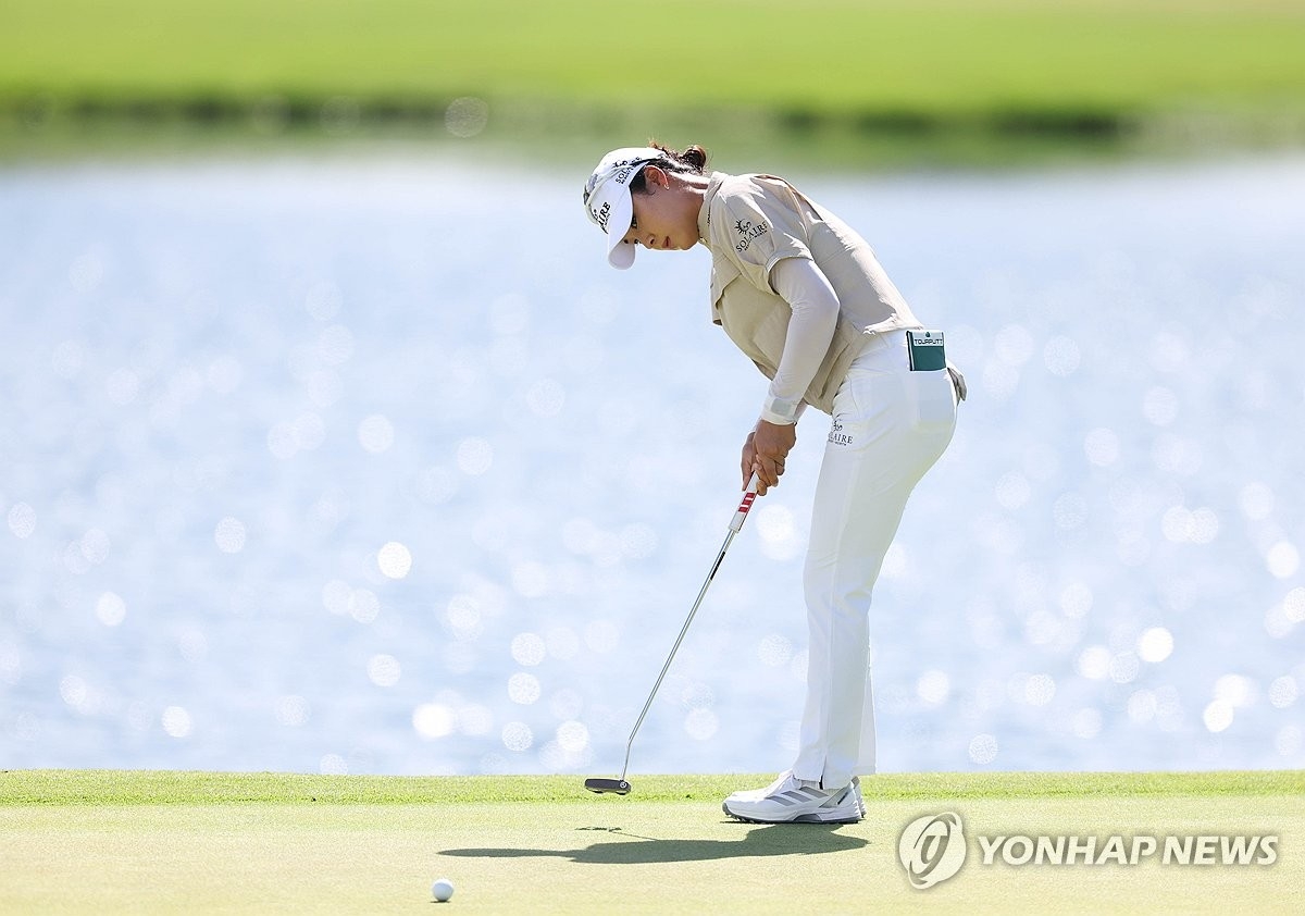 골프로 중장년층 사로잡은 치지직…네이버, 스포츠 스트리밍 판 흔든다