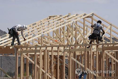 美, 수입목재 10% 관세 발효…소파·주방찬장 등엔 25%(종합)