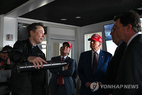 “머스크의 스페이스X, 美국방부 골든돔 20억불 계약 수주 예정”