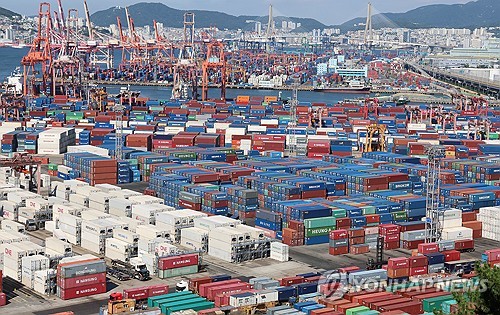 ‘수출효자’ 반도체·車 9월 수출 견인…美관세 등 불확실성 여전