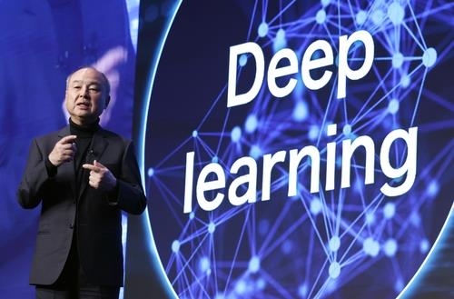 소프트뱅크, 암(Arm) 지분 담보로 7조 원 추가 차입 추진…AI 투자 드라이브 가속