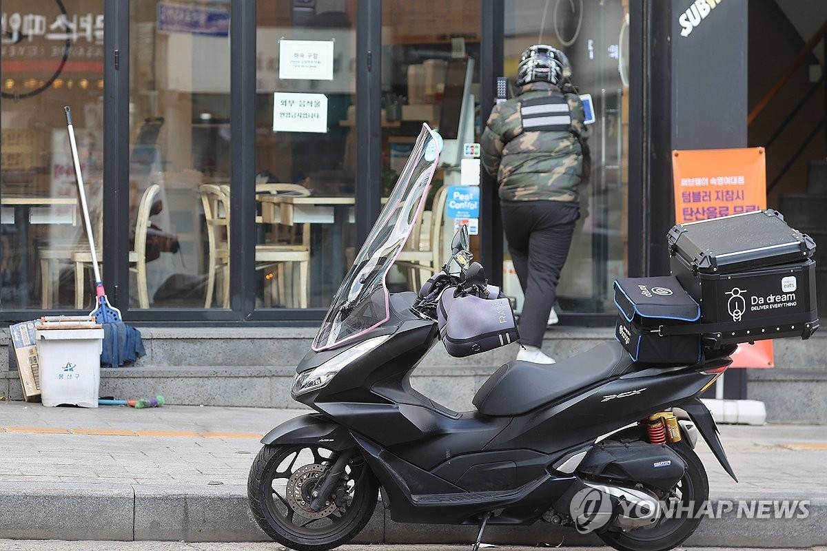 쿠팡이츠, 배민 턱밑 추격… 배달앱 시장 ‘지각변동’ 조짐