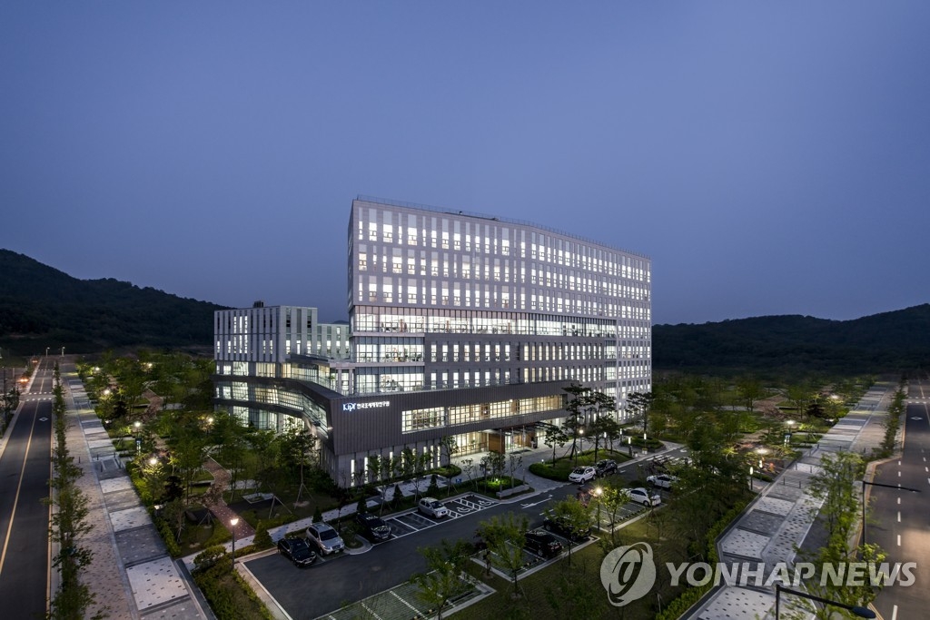 세무 플랫폼 급성장에 보안 경고음…국세청 인증체계 도입 제안