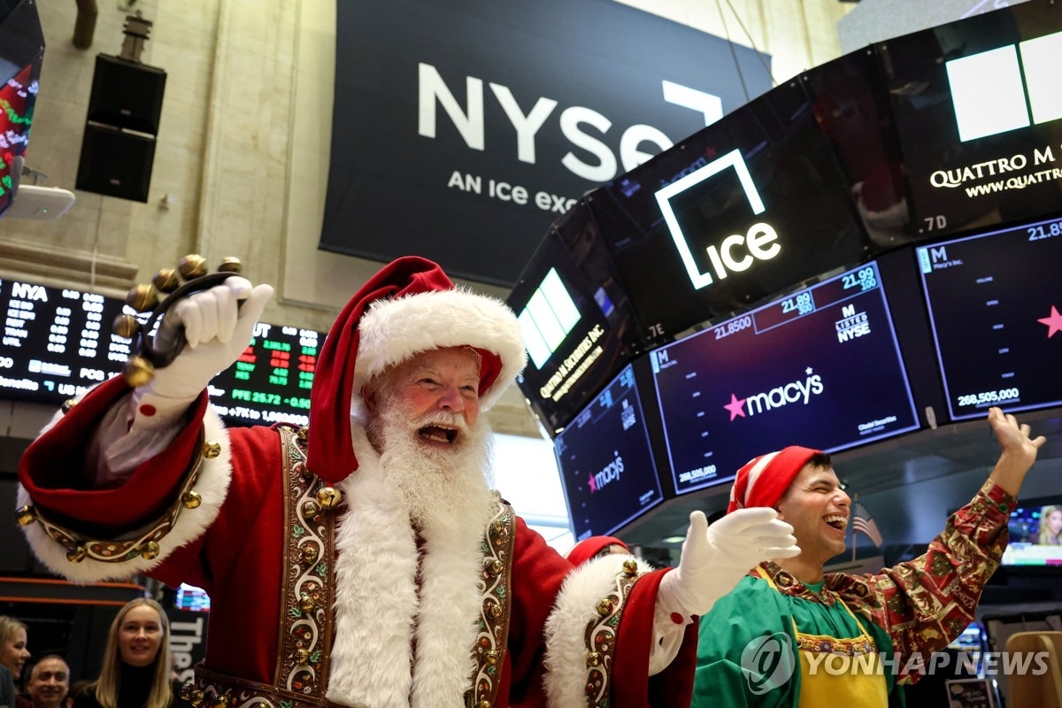 뉴욕증시, ‘산타 랠리’ 올까…AI 기술주·美 GDP에 쏠린 눈