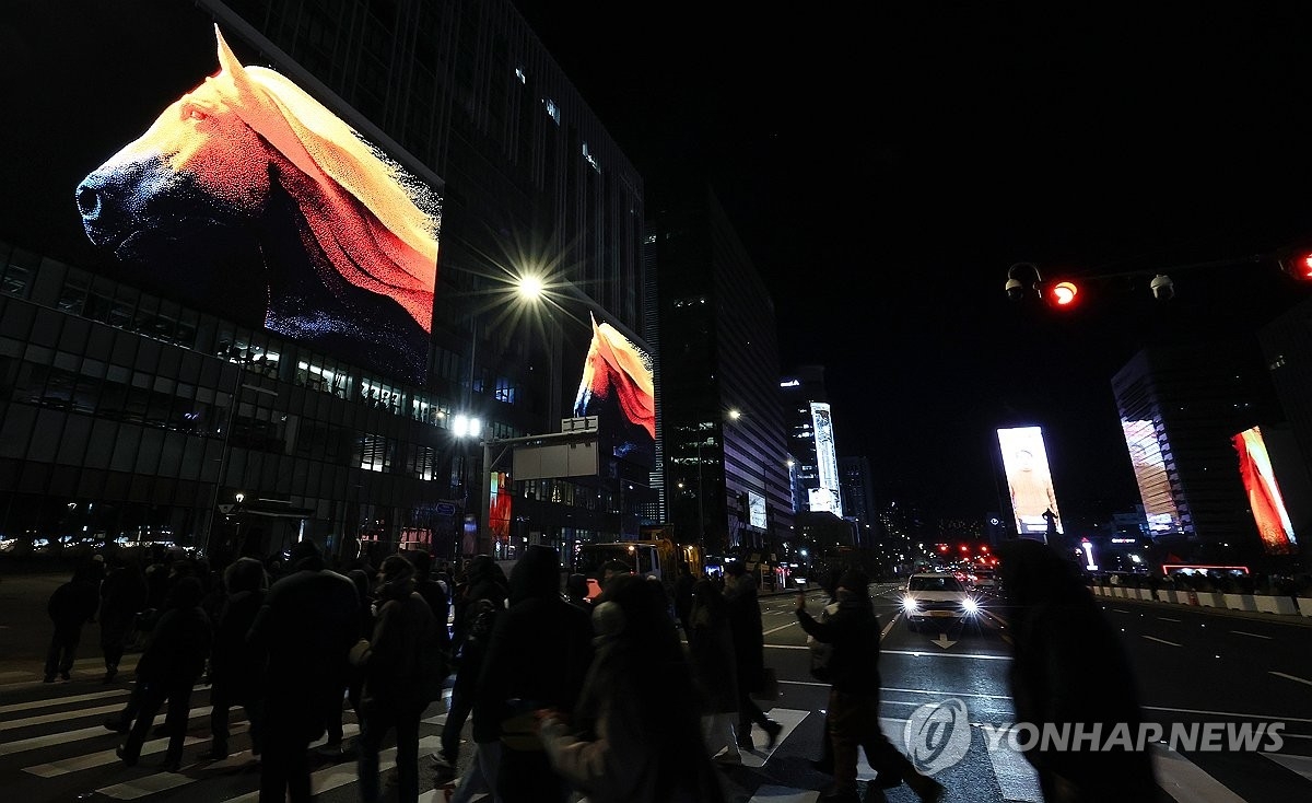 회사가 줄줄이 채권 찍는다…올해 상반기 52조 만기 폭탄 대기