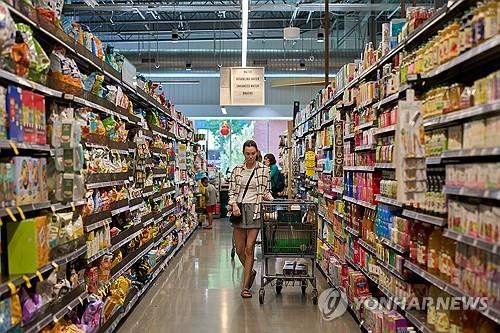 美 미시간대 소비자심리 2개월 연속 개선…”관세 우려 완화”