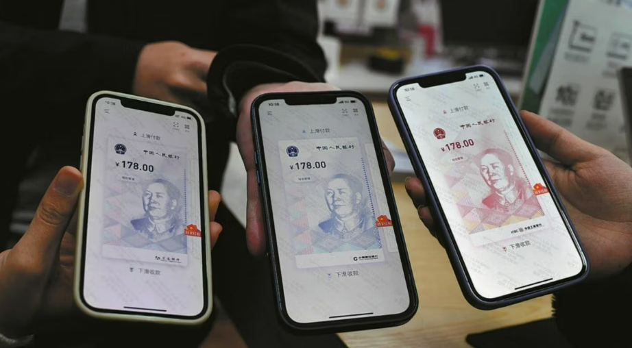 “이자 주고 원금 보장”… 中 디지털 위안화, ‘달러 패권’에 정면 도전장