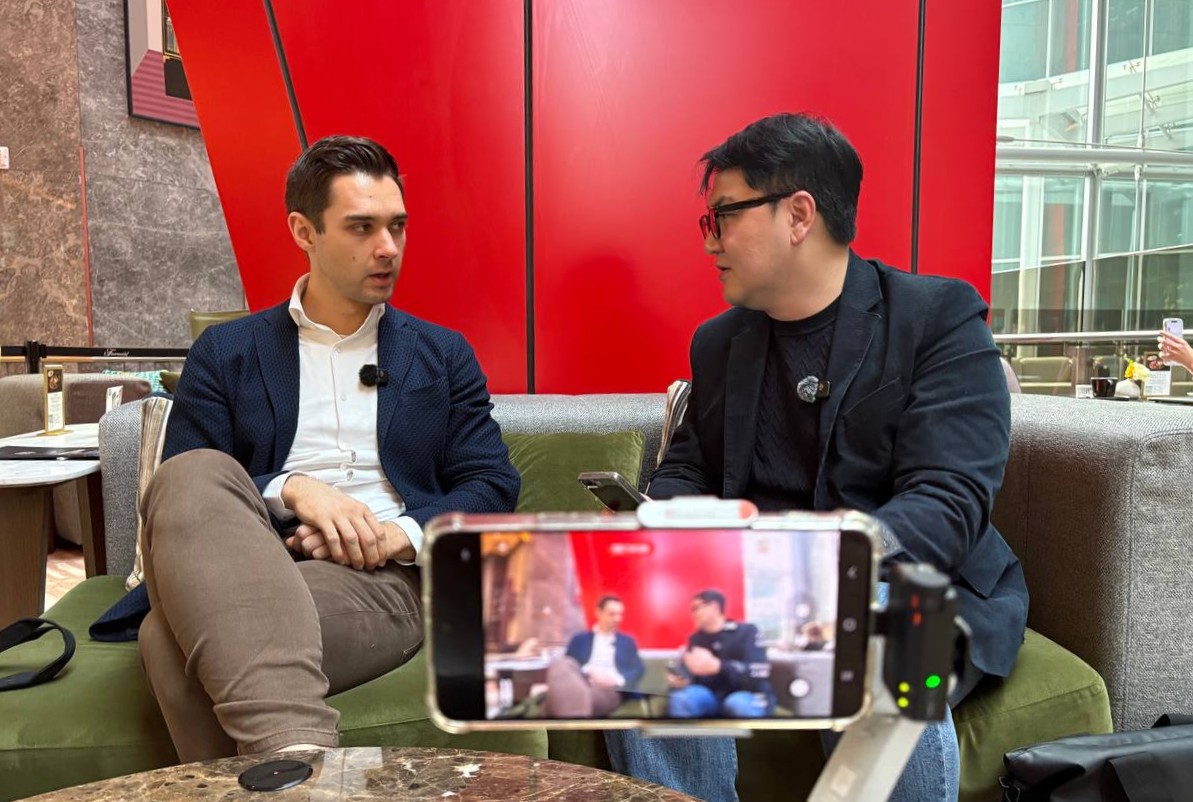 [토큰포스트 인터뷰] “우리의 최대 경쟁자는 종이 서류입니다” — IOTA 창립자 도미닉 쉬너, 블록체인으로 글로벌 무역을 뒤집다