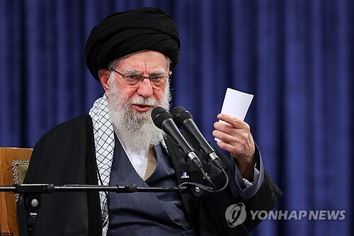Markets Turned Upside Down After Announcement of Iranian Supreme Leader’s Death, Bitcoin Achieves V-Shaped Rebound