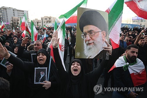 Bitcoin Soars on News of Khamenei’s Death; Will It Plunge After Monday’s Market Open?
