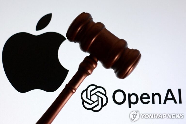 오픈AI, 차세대 스마트 스피커로 AI 기기 시장 진입